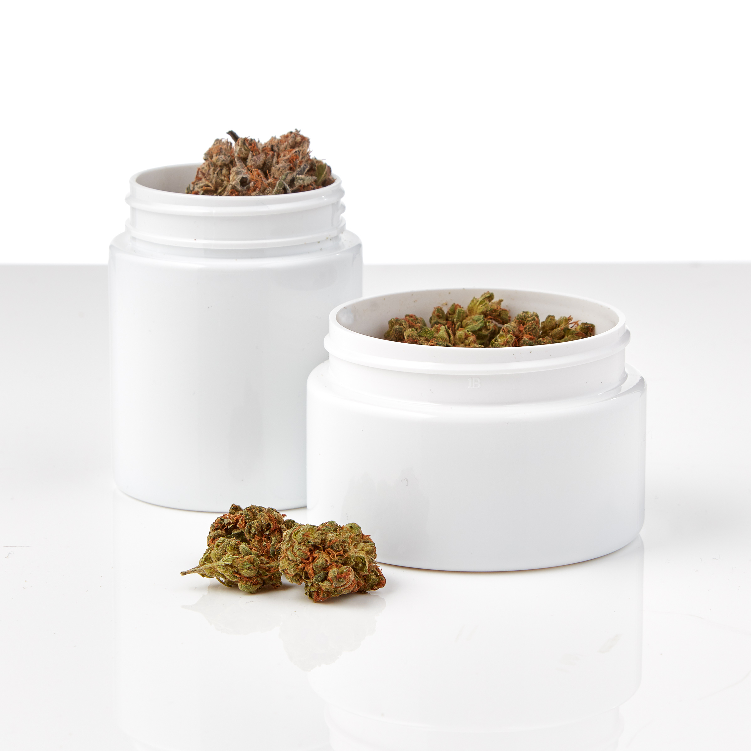 Cannasupplies PET Jars for Dried Flower Packaging