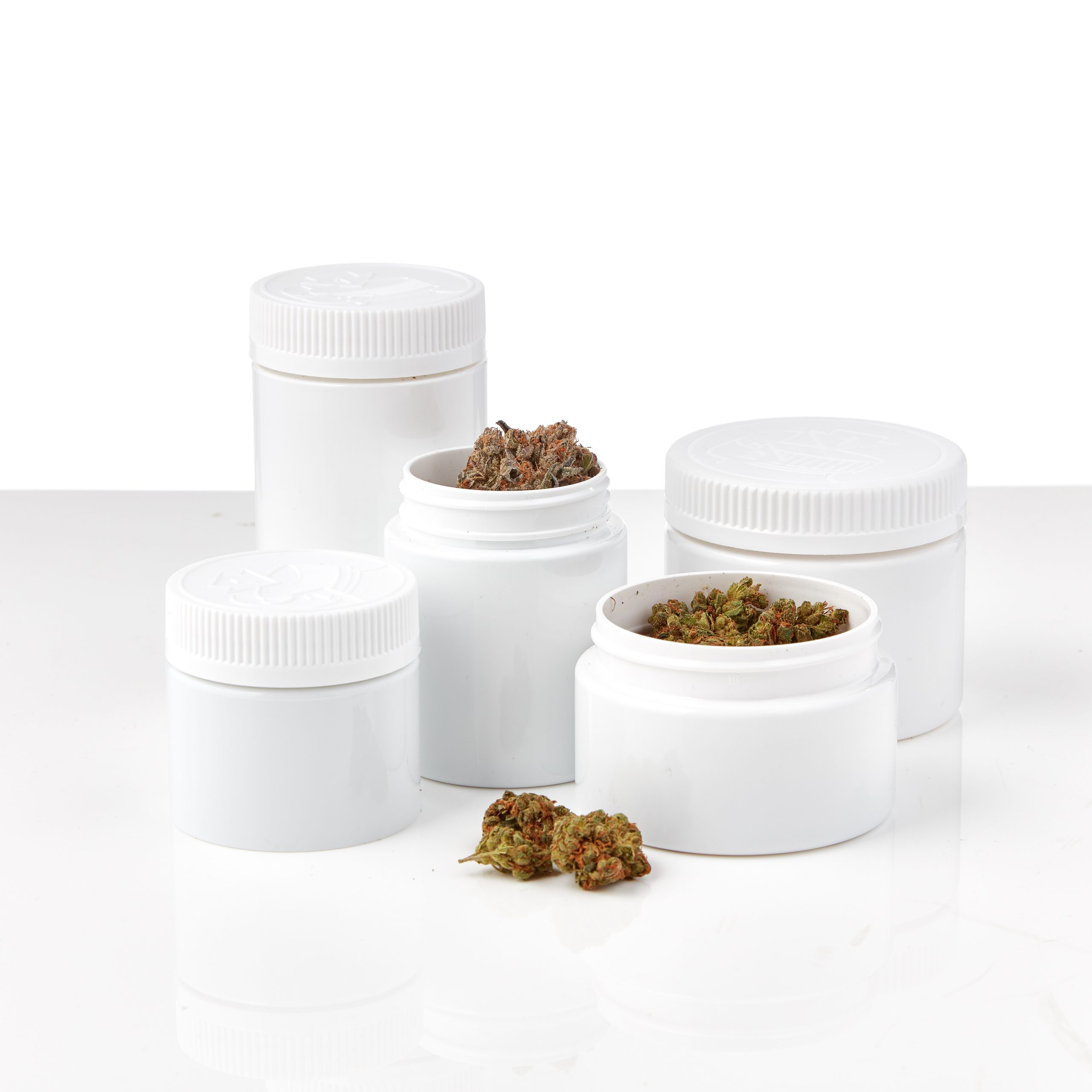 Cannasupplies dried flower PET jars and compatible CR closures